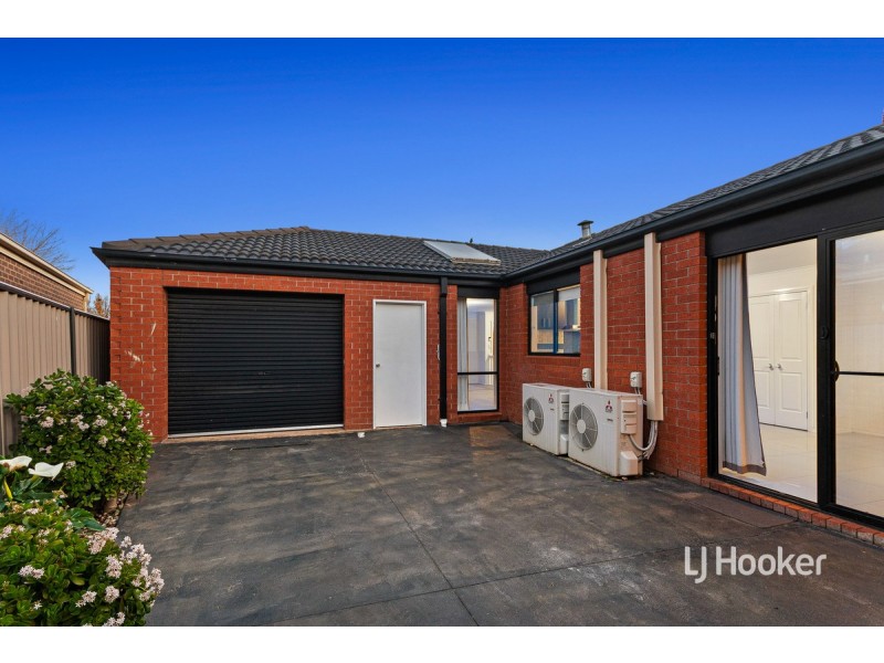 6 Lindrum Outlook, Tarneit VIC 3029
