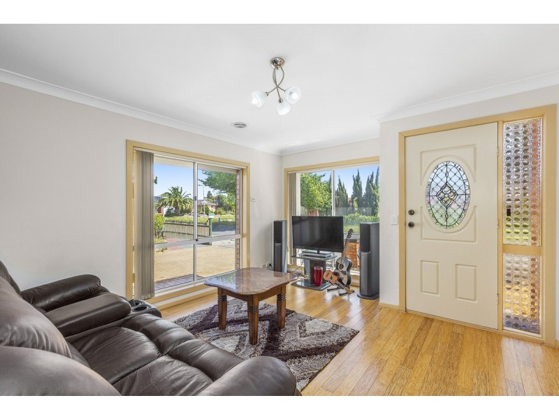 2/107 Seabrook Boulevard, Seabrook VIC 3028