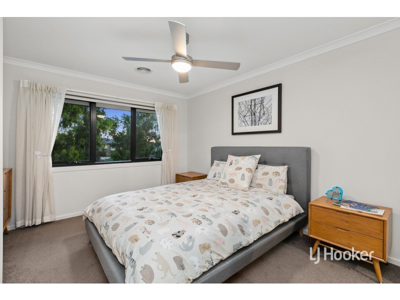 47 Barnstormer Boulevard, Point Cook VIC 3030