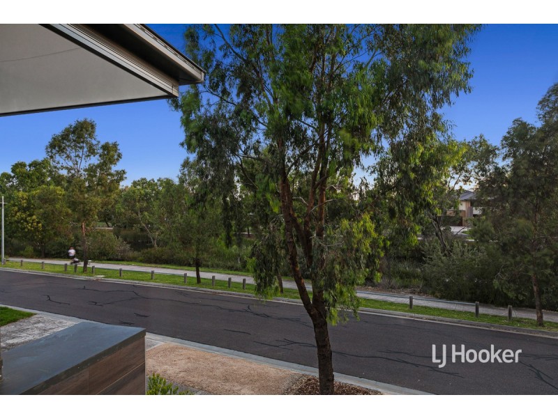 47 Barnstormer Boulevard, Point Cook VIC 3030