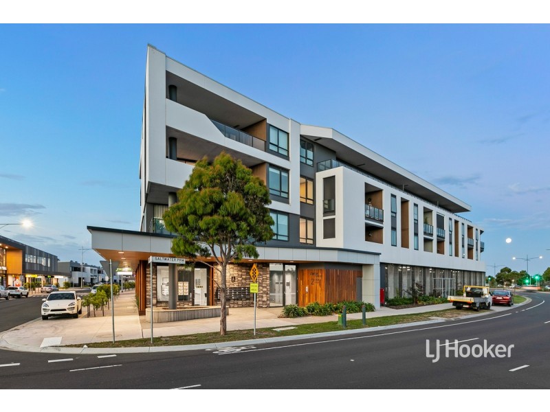 102/2 Kenswick Street, Point Cook VIC 3030