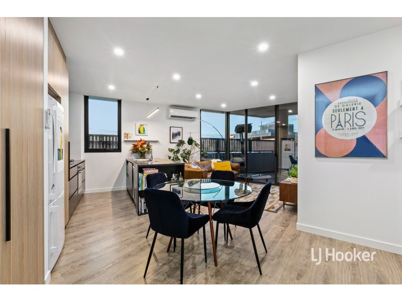 102/2 Kenswick Street, Point Cook VIC 3030