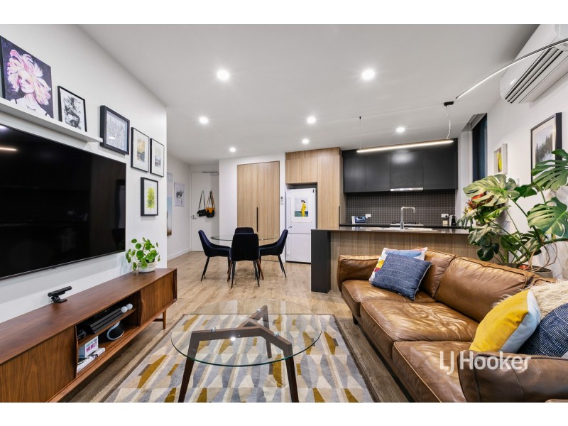 102/2 Kenswick Street, Point Cook VIC 3030