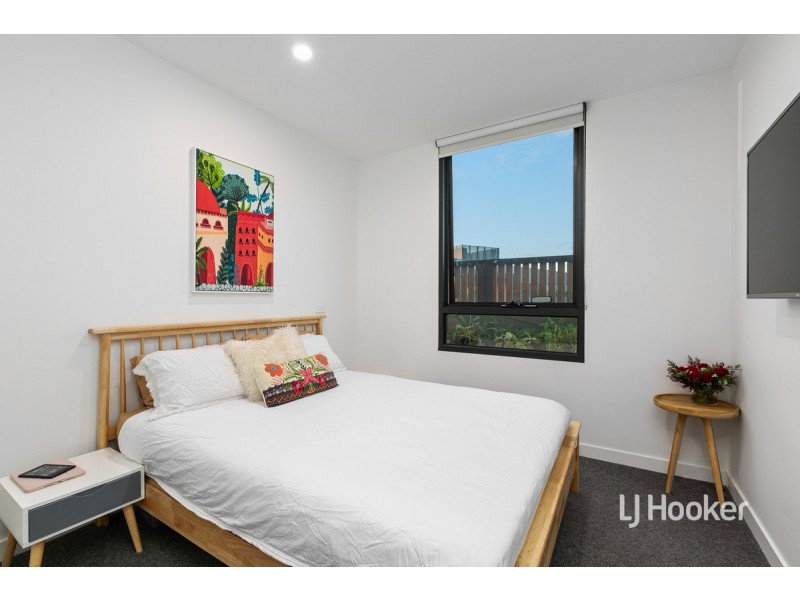 102/2 Kenswick Street, Point Cook VIC 3030