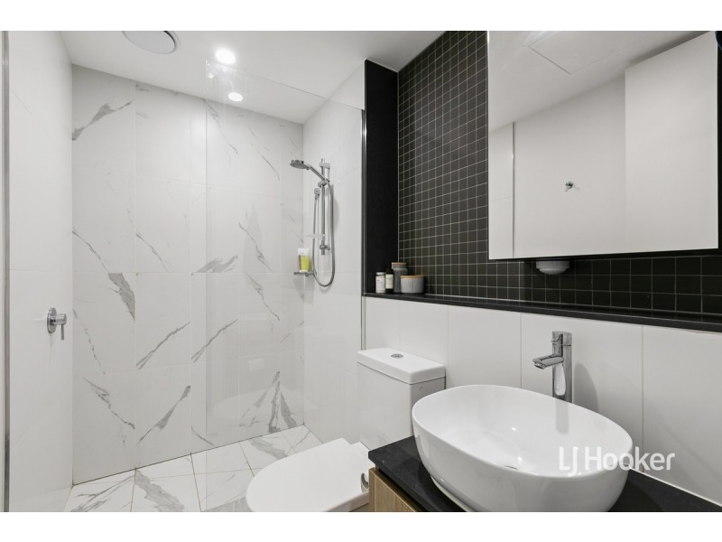 102/2 Kenswick Street, Point Cook VIC 3030