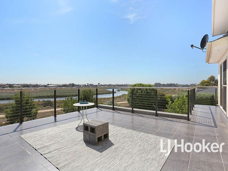 7 Viewbank Court, Sanctuary Lakes VIC 3030