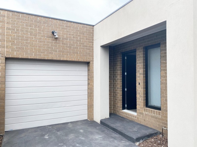 3/45 East Gateway, Wyndham Vale VIC 3024