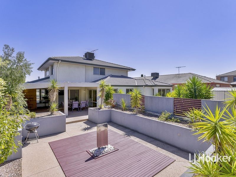 22 Paola Circuit, Point Cook VIC 3030