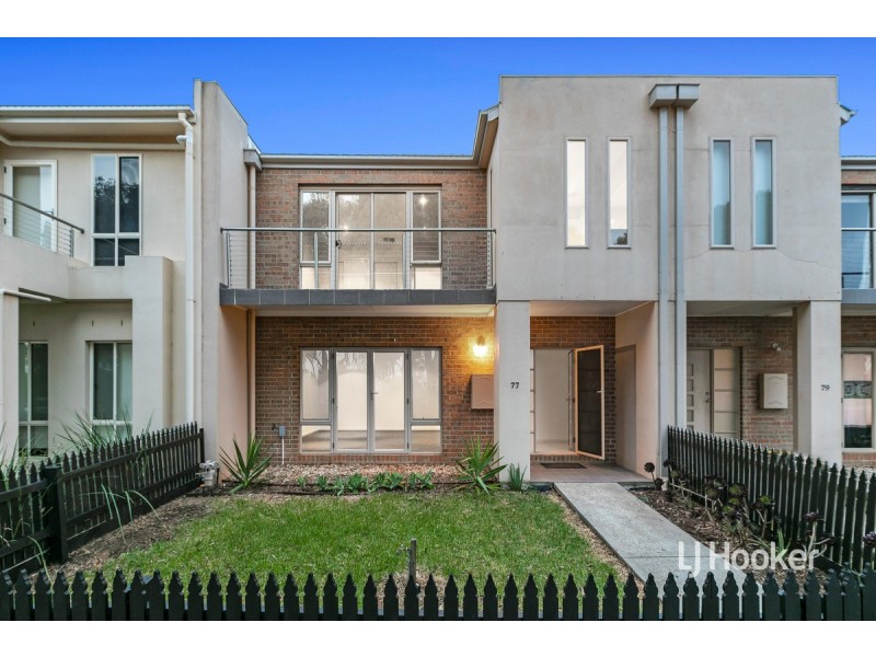 77 Central Park Avenue, Point Cook VIC 3030