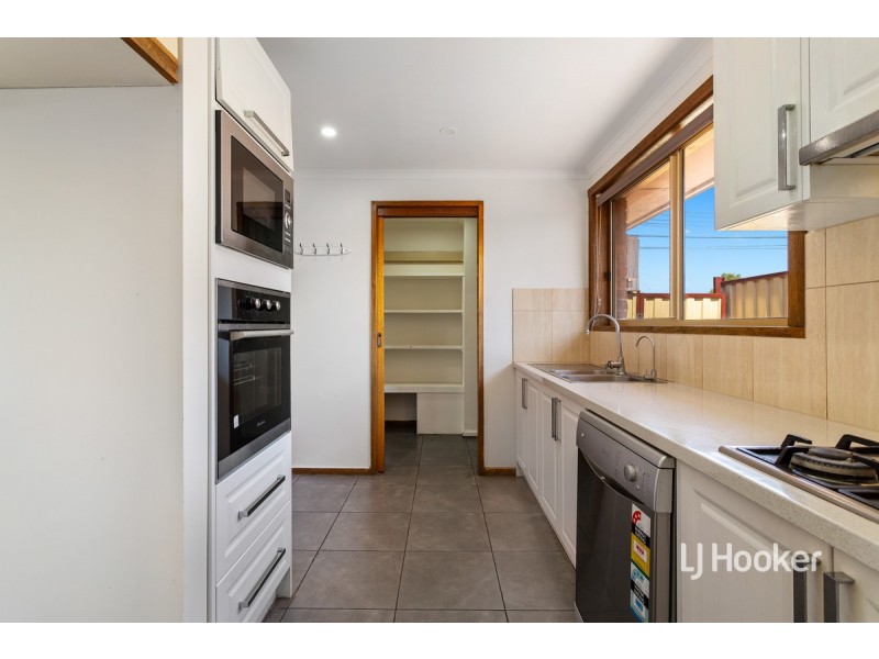 16 Pannam Drive, Hoppers Crossing VIC 3029