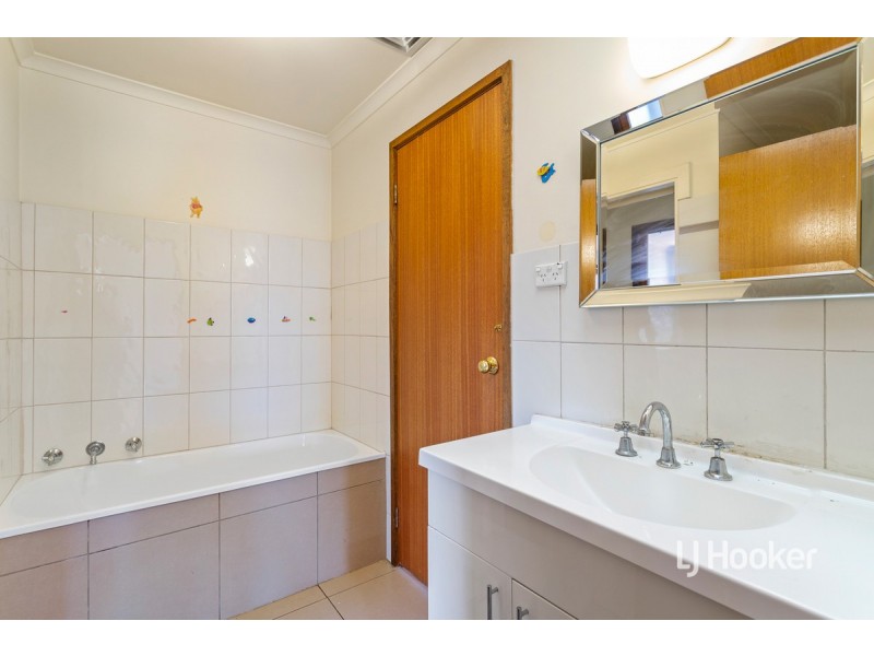 16 Pannam Drive, Hoppers Crossing VIC 3029