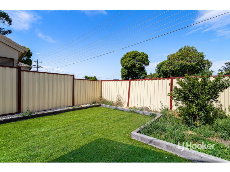16 Pannam Drive, Hoppers Crossing VIC 3029