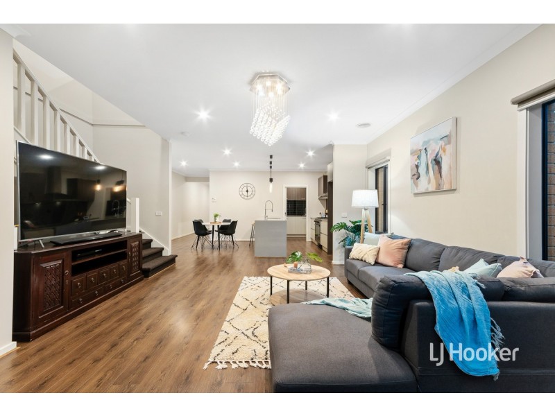 9 Treeleaf Avenue, Point Cook VIC 3030