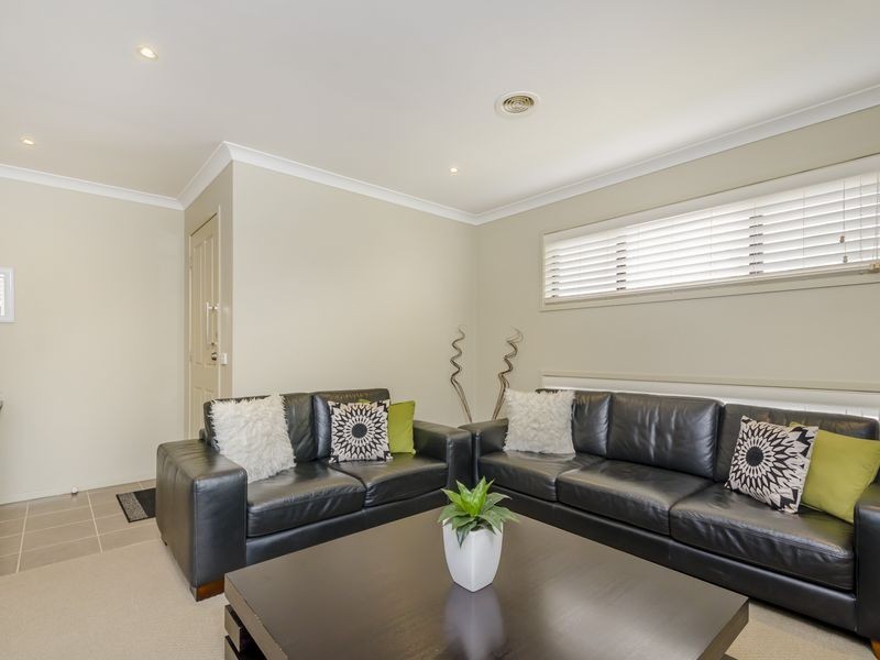 23 Fairbridge Road, Point Cook VIC 3030