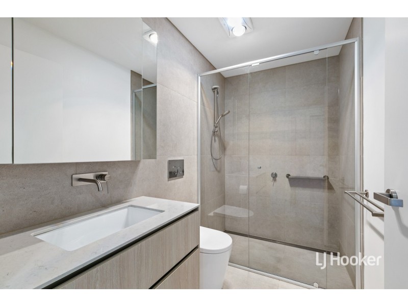 16 Lawler Street, Point Cook VIC 3030