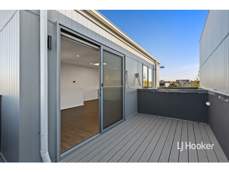 16 Lawler Street, Point Cook VIC 3030