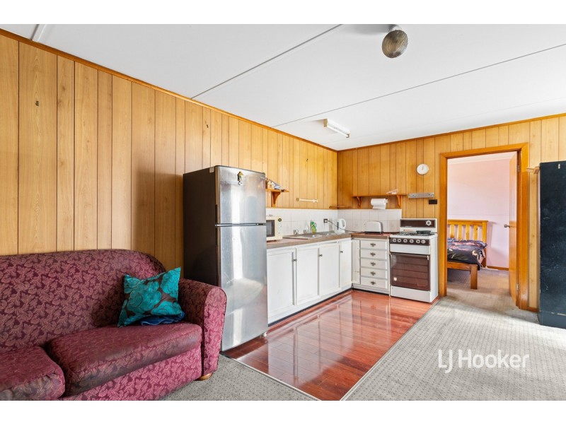 18 Hampstead Drive, Hoppers Crossing VIC 3029