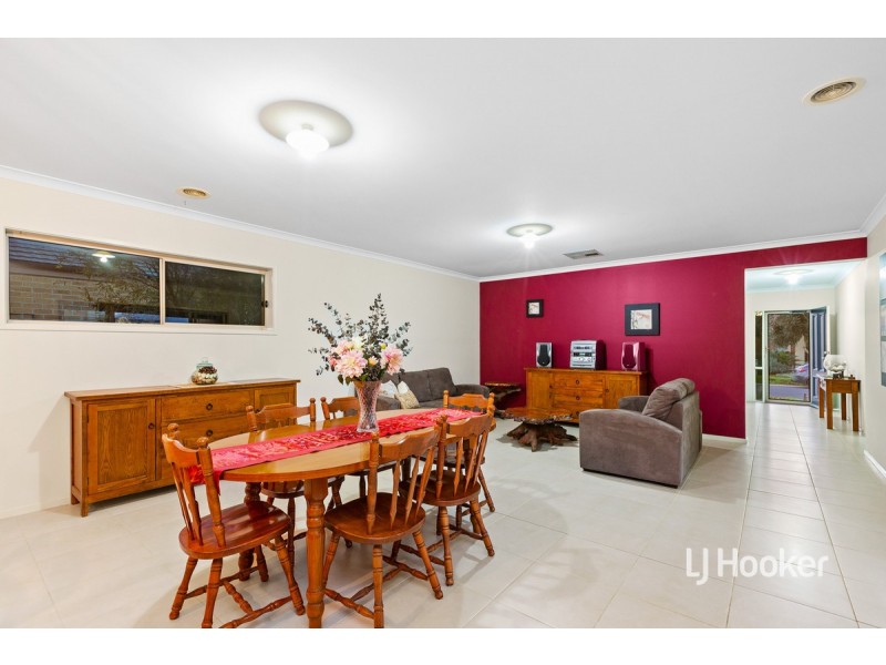 3 Opperman Place, Point Cook VIC 3030