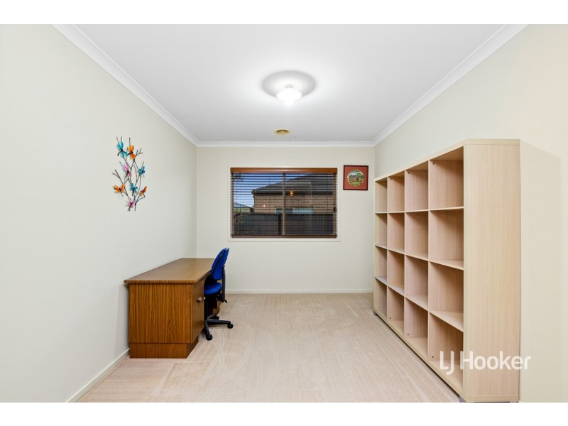 3 Opperman Place, Point Cook VIC 3030