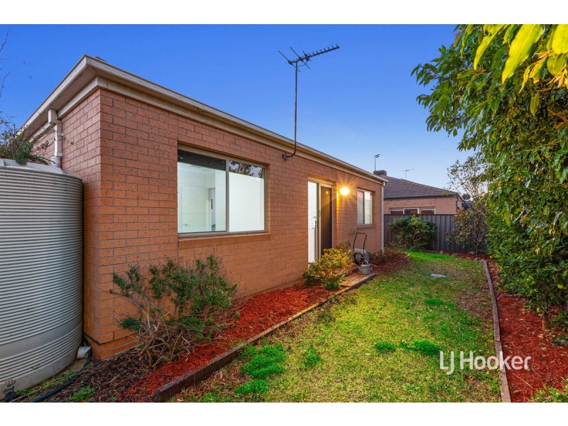3 Opperman Place, Point Cook VIC 3030