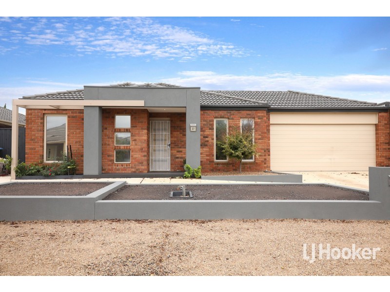 23 Haslewood Street, Point Cook VIC 3030