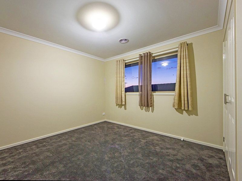 2 Corymbia Court, Truganina VIC 3029