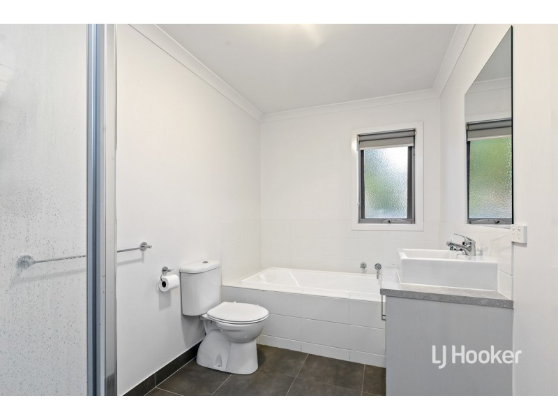 28 Tableland Road, Tarneit VIC 3029