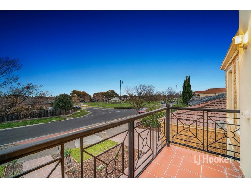 38 Willowgreen Way, Point Cook VIC 3030