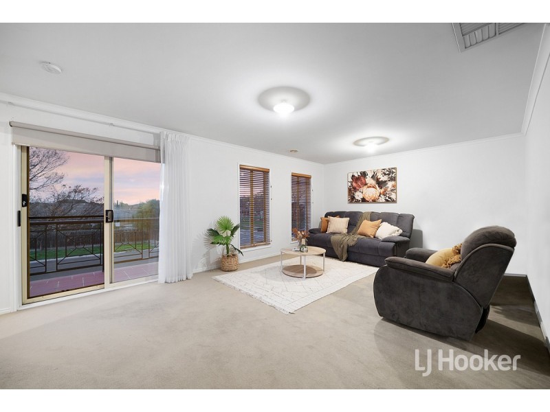 38 Willowgreen Way, Point Cook VIC 3030