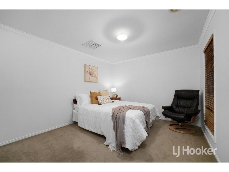 38 Willowgreen Way, Point Cook VIC 3030