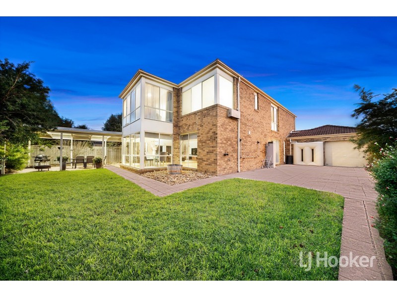 38 Willowgreen Way, Point Cook VIC 3030