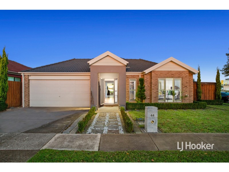 44 Foxwood Drive, Point Cook VIC 3030