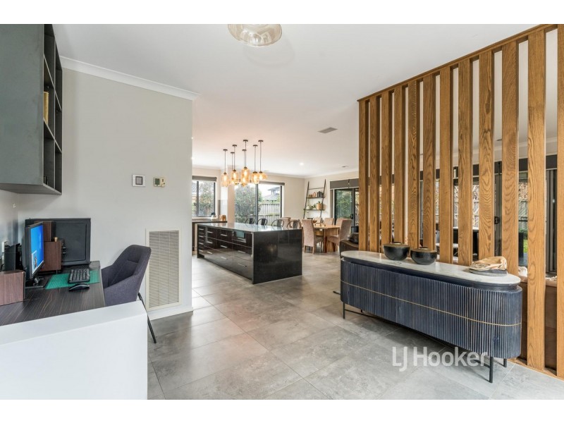 33 Edge View, Point Cook VIC 3030