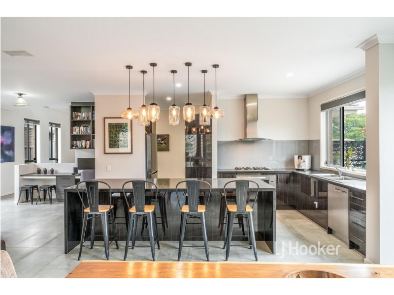 33 Edge View, Point Cook VIC 3030