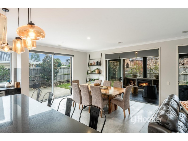 33 Edge View, Point Cook VIC 3030