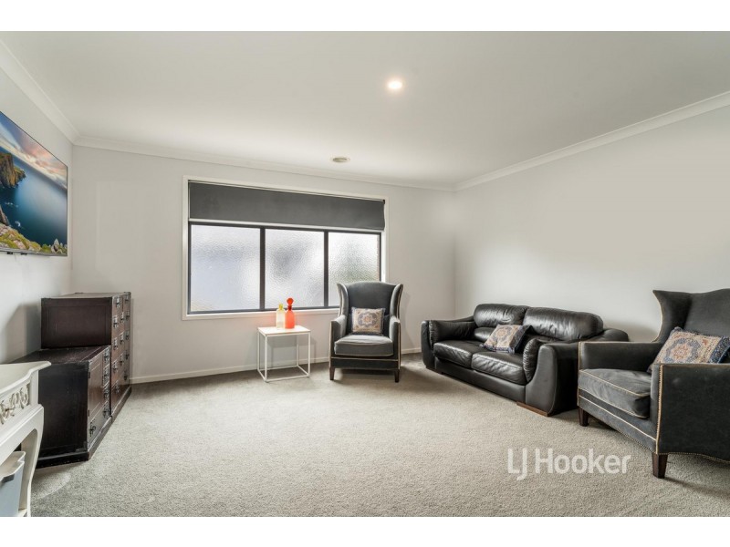 33 Edge View, Point Cook VIC 3030