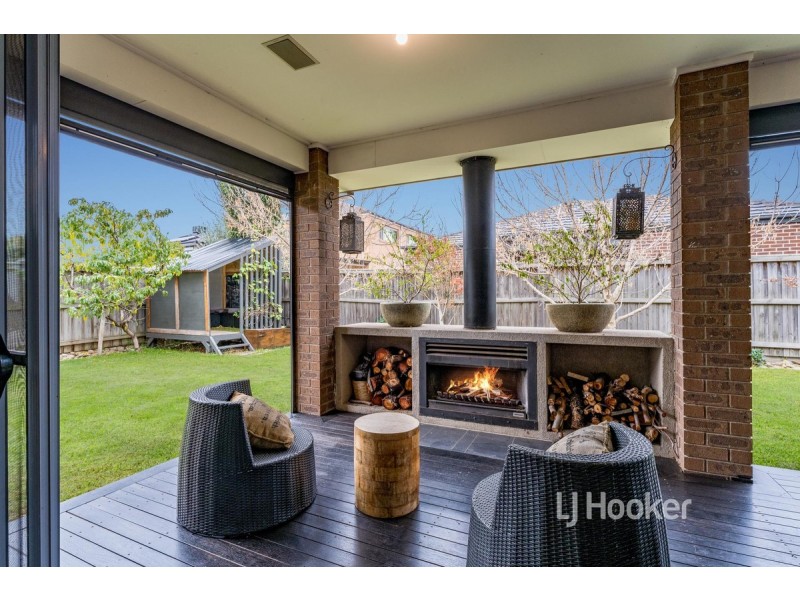 33 Edge View, Point Cook VIC 3030
