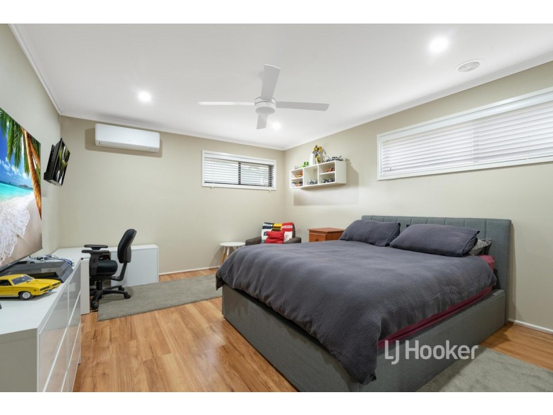 52 Westleigh Drive, Werribee VIC 3030