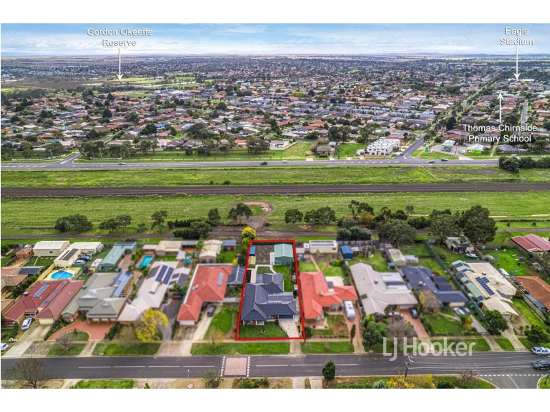 52 Westleigh Drive, Werribee VIC 3030