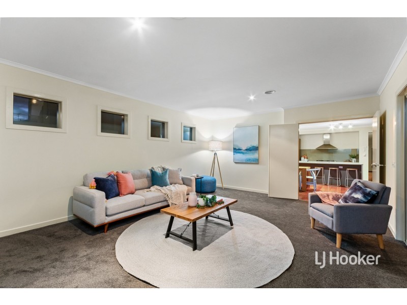 128 Sanctuary Lakes South Boulevard, Sanctuary Lakes VIC 3030