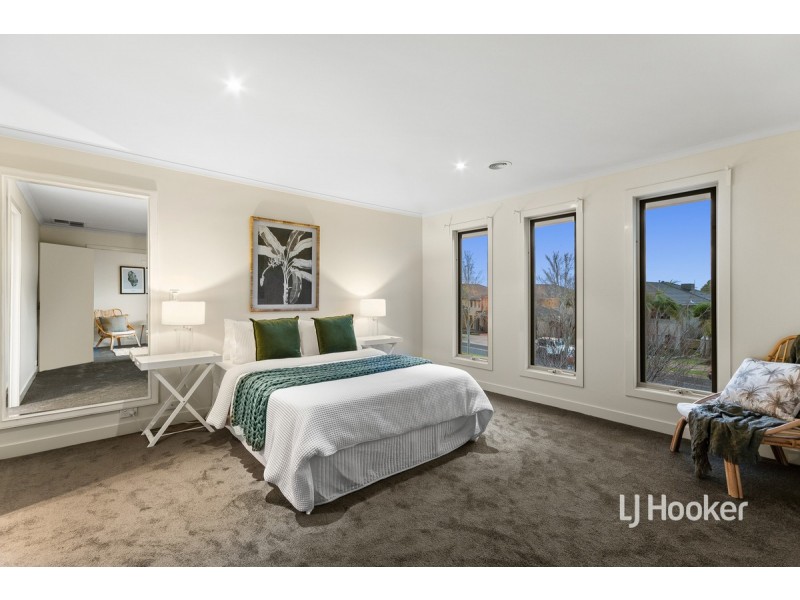 128 Sanctuary Lakes South Boulevard, Sanctuary Lakes VIC 3030