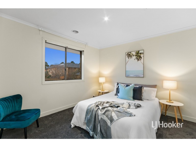 128 Sanctuary Lakes South Boulevard, Sanctuary Lakes VIC 3030