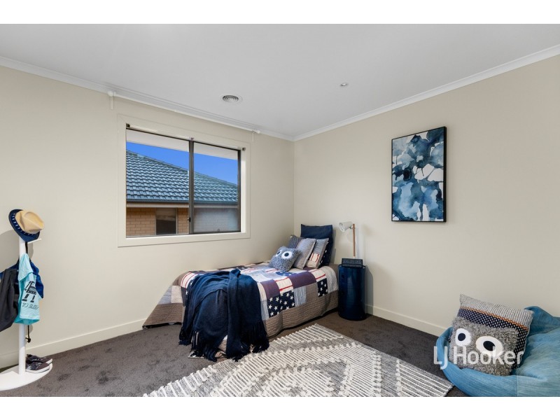 128 Sanctuary Lakes South Boulevard, Sanctuary Lakes VIC 3030