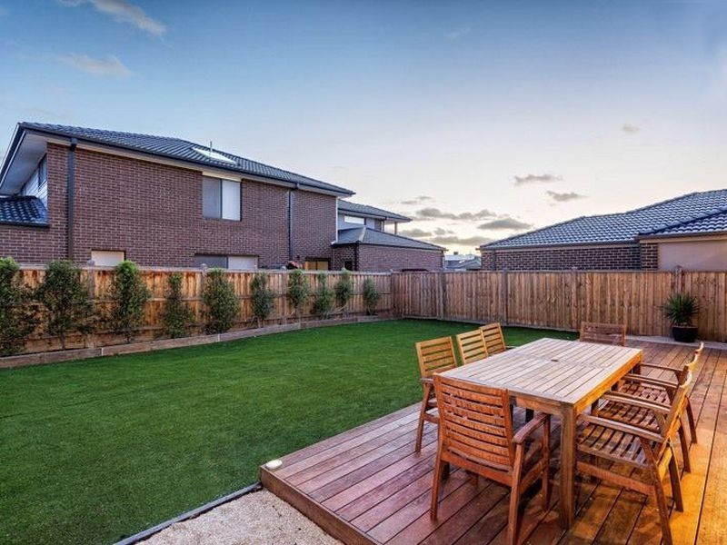 22 Waves Drive, Point Cook VIC 3030