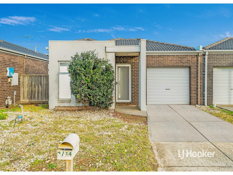 2/14 Harness Court, Truganina VIC 3029