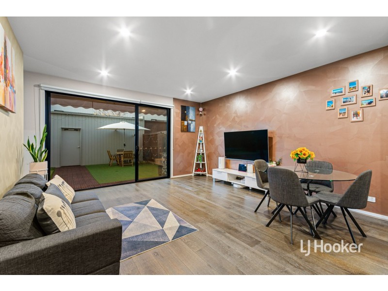 50 Umbrella Way, Point Cook VIC 3030
