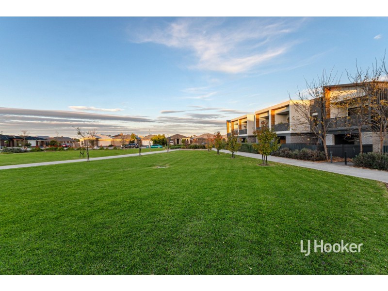 50 Umbrella Way, Point Cook VIC 3030