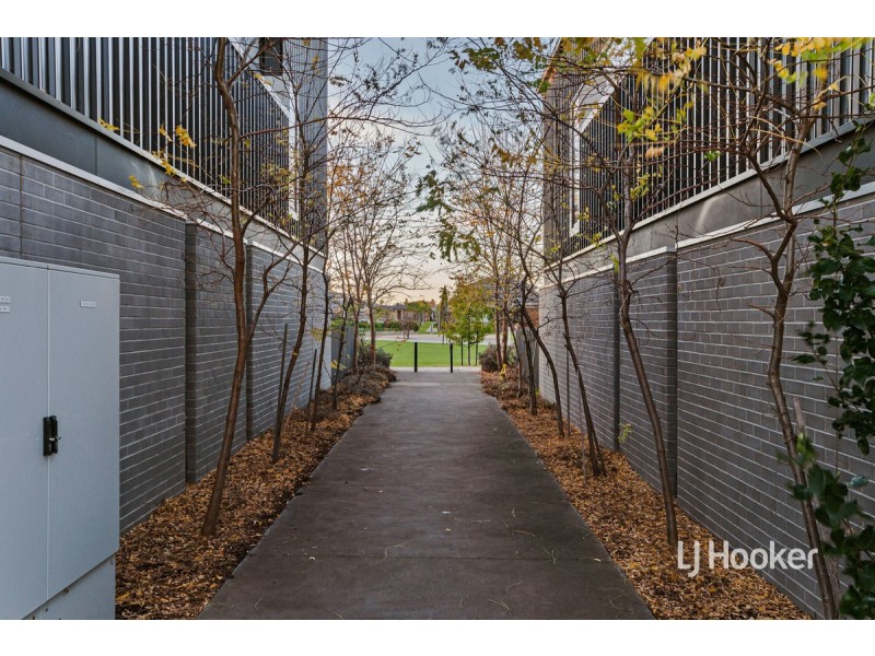 50 Umbrella Way, Point Cook VIC 3030