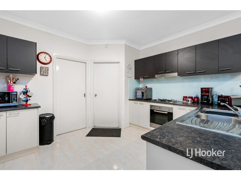 36 Miles Franklin Boulevard, Point Cook VIC 3030