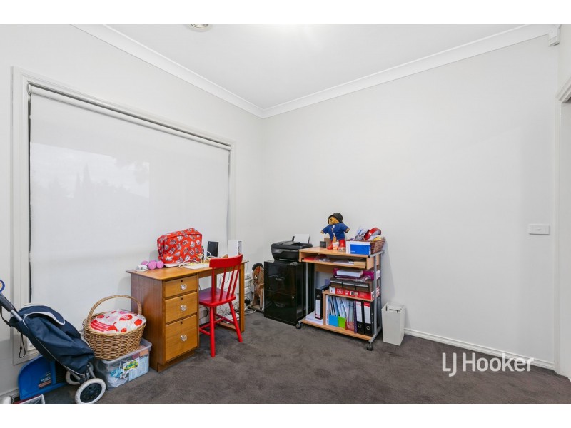 36 Miles Franklin Boulevard, Point Cook VIC 3030